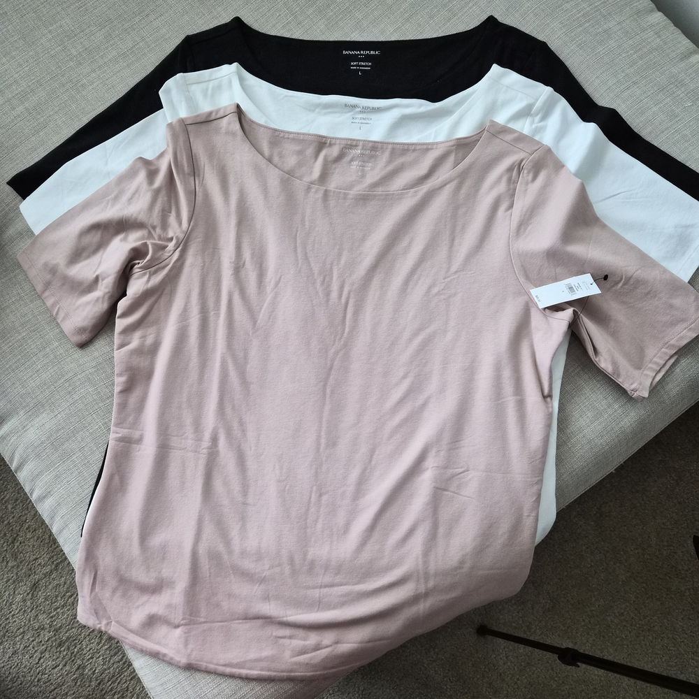 Set of 3 Women's Banana Republic Scoop Neck Tops - Black, White, and Pink